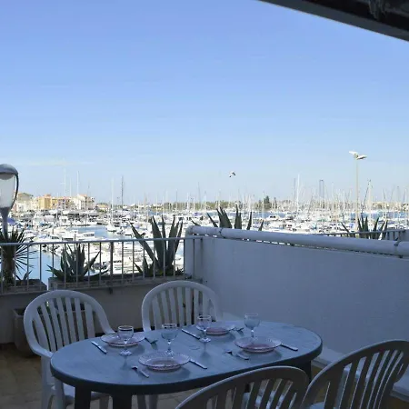 Cap D'agde, 1 Pièce, 4 Personnes - Fr-1-249-328